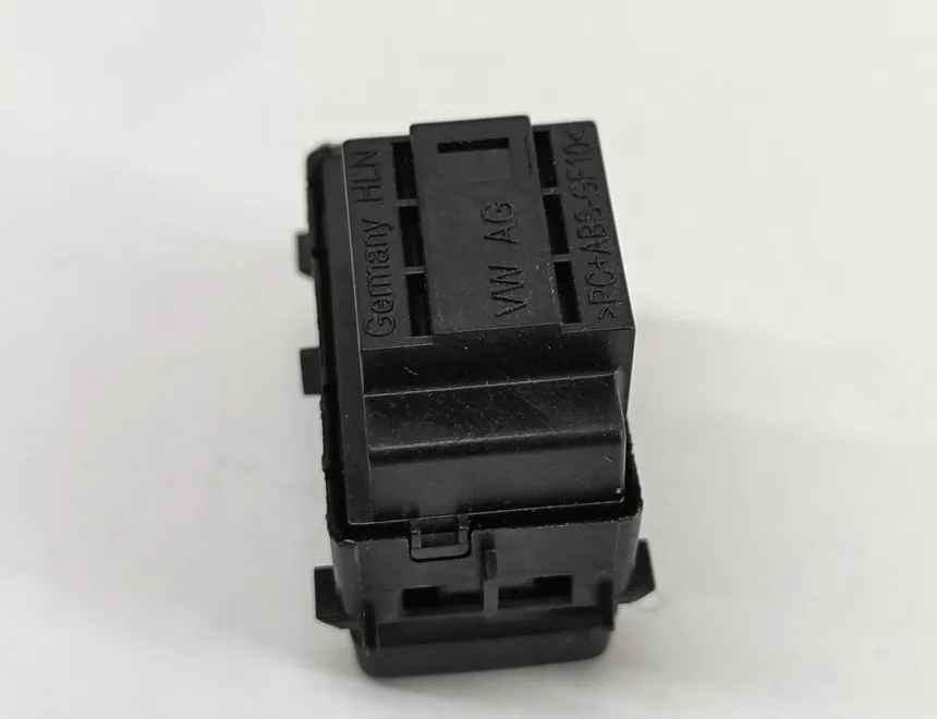 SKODA Octavia 3 generation (2013-2020) Vänster bakdörr fönsterkontrollbrytare 5E0959855 22322194