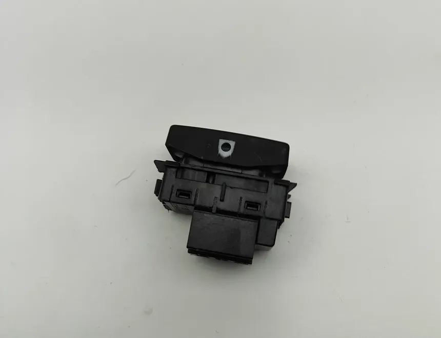 SKODA Octavia 3 generation (2013-2020) Bakre höger dörrfönsterkontrollbrytare 5E0959855 30641584