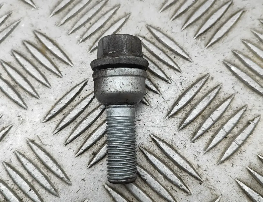 VOLKSWAGEN Multivan T7 (2021-2024) Hjulskruvsats WHT001964A 34572873