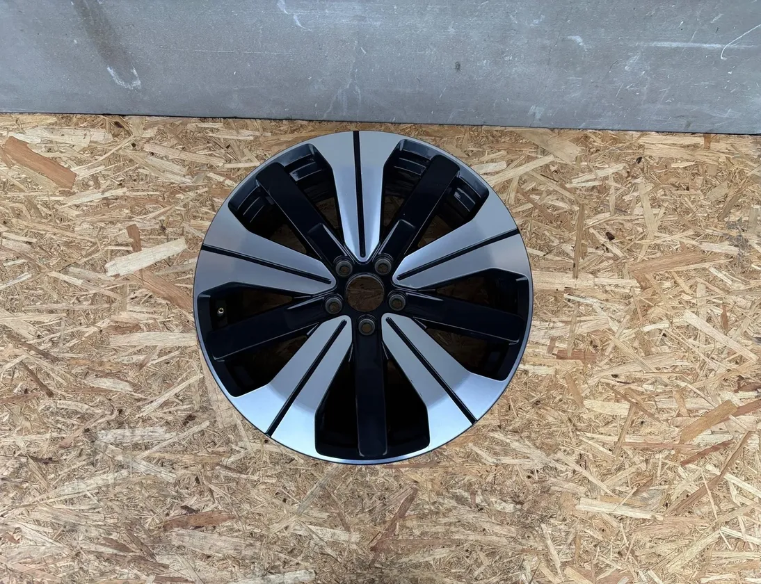 VOLVO XC40 1 generation (2017-2024) Hjuluppsättning 32143628 29690509