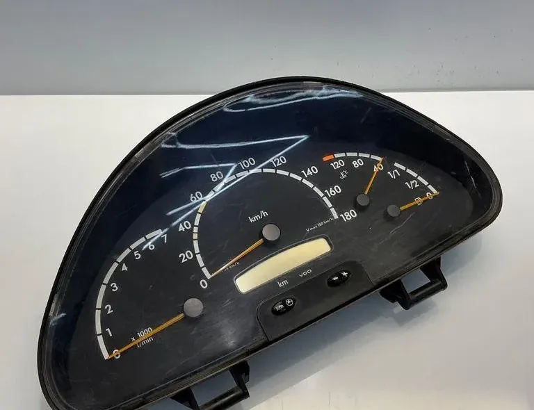 MERCEDES-BENZ Sprinter 1 generation (903) (1995-2006) Hastighetsmätare A0014466421 33344478