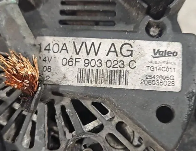 VOLKSWAGEN Touran 1 generation (2003-2015) Generator 208036028,06F903023C,2542695G 34682924