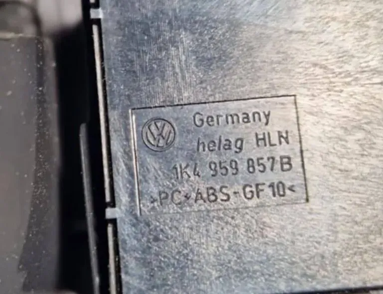 VOLKSWAGEN Touran 1 generation (2003-2015) Vänster främre dörrfönsterbrytare 1K4959857B,1K4959857CREH 34681186