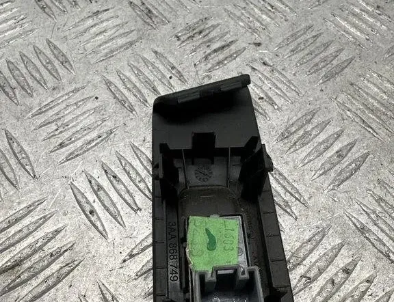 VOLKSWAGEN Passat B7 (2010-2015) Vänster bakdörr fönsterkontrollbrytare 3AA868749 30498478