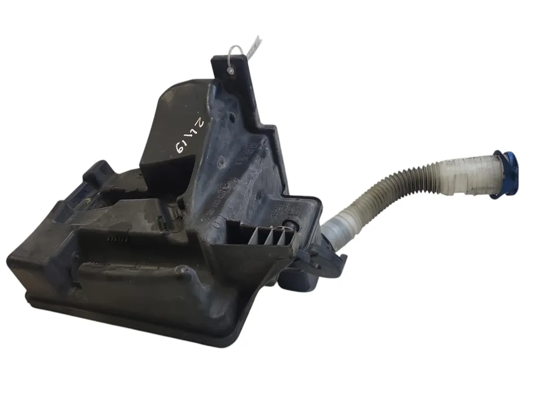 VOLKSWAGEN Polo 5 generation (2009-2017) Fönsterspolartank 6R0955453E 29838837