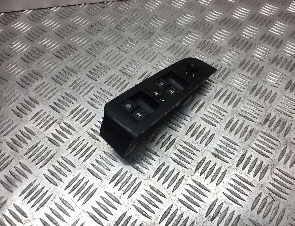 SKODA Superb 2 generation (2008-2015) Vänster främre dörrfönsterbrytare 1Z0959858B 30536234