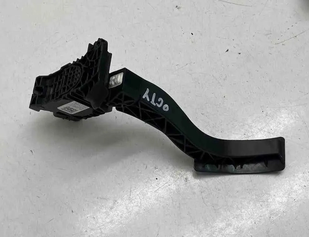 SKODA Octavia 3 generation (2013-2020) Gaspedal 6PV01062111,5Q1723503H 32685597