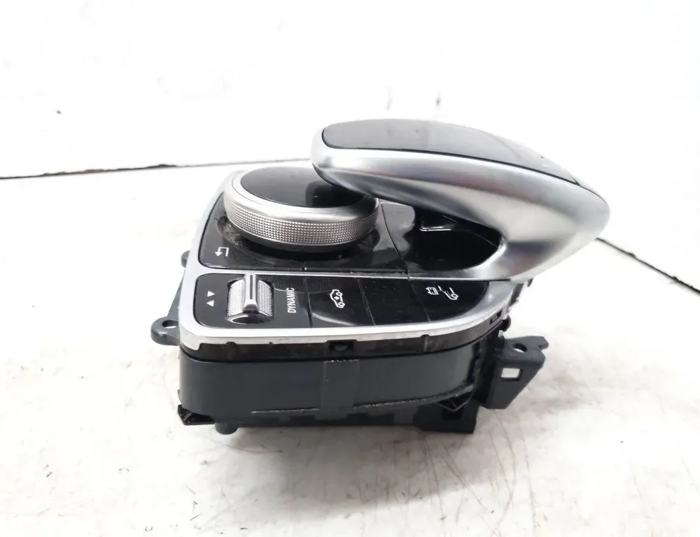 MERCEDES-BENZ C-Class W205/S205/C205 (2014-2023) Navigationskontrollratt A2059008018 33363805