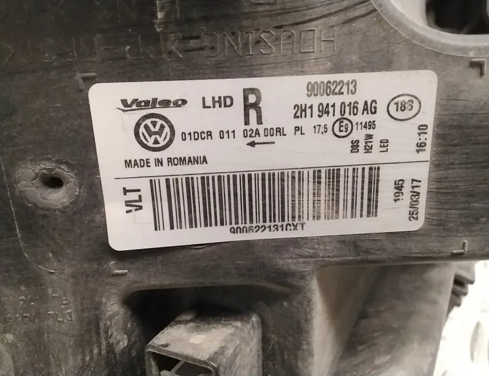 VOLKSWAGEN Amarok 1 generation (2010-2022) Fram höger strålkastare 2H1941016AG 34481169