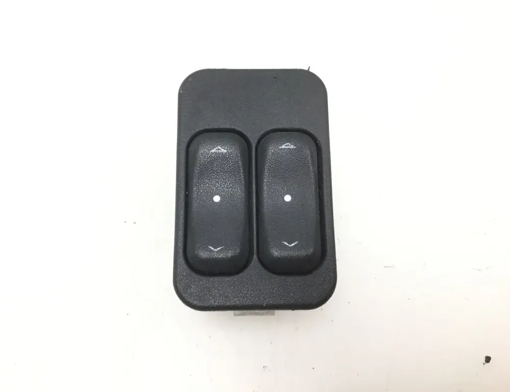 OPEL Meriva 1 generation (2002-2010) Främre höger dörrfönsterbrytare 24409205 34964414