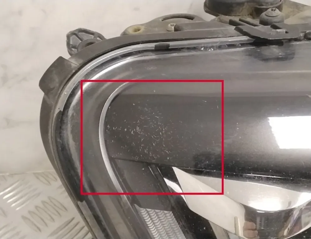 VOLKSWAGEN Amarok 1 generation (2010-2022) Fram höger strålkastare 2H1941016AG 34481169