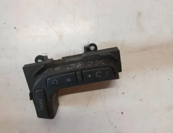 VOLVO V70 2 generation (2000-2008) Farthållarspaksratt 33124082