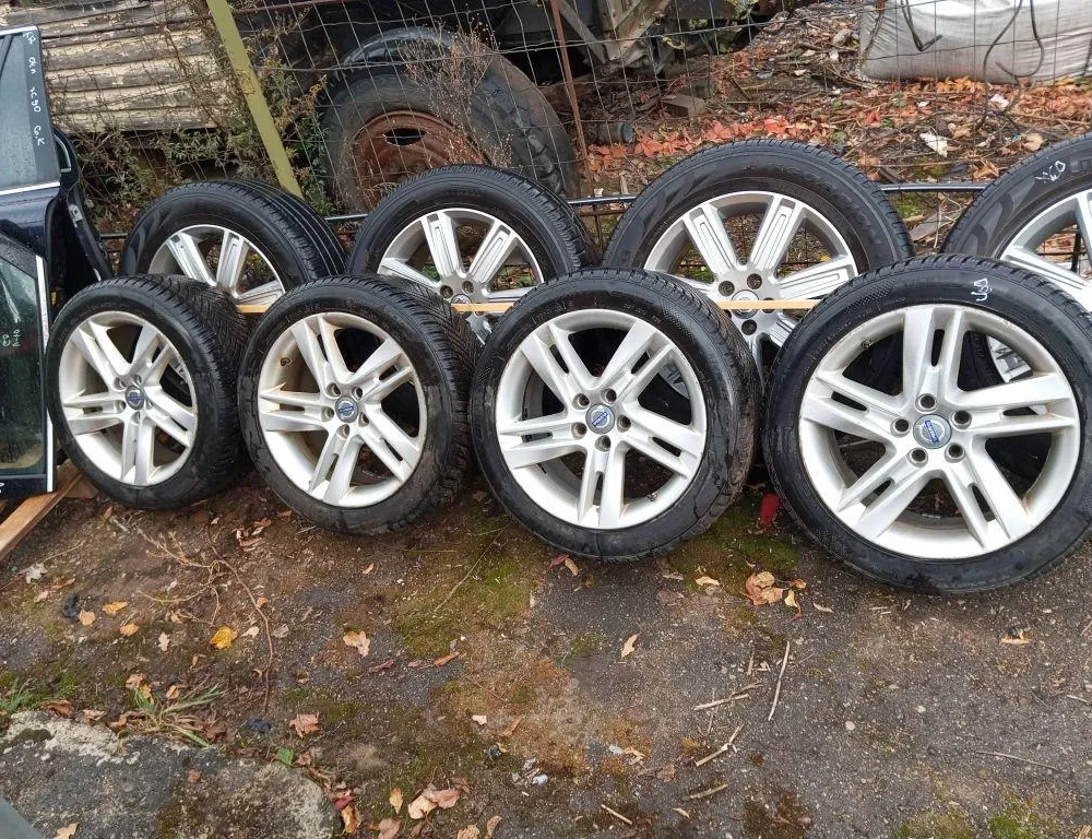 VOLVO S60 3 generation (2018-2023) Bakre höger tröskelkant 31381412 33130021