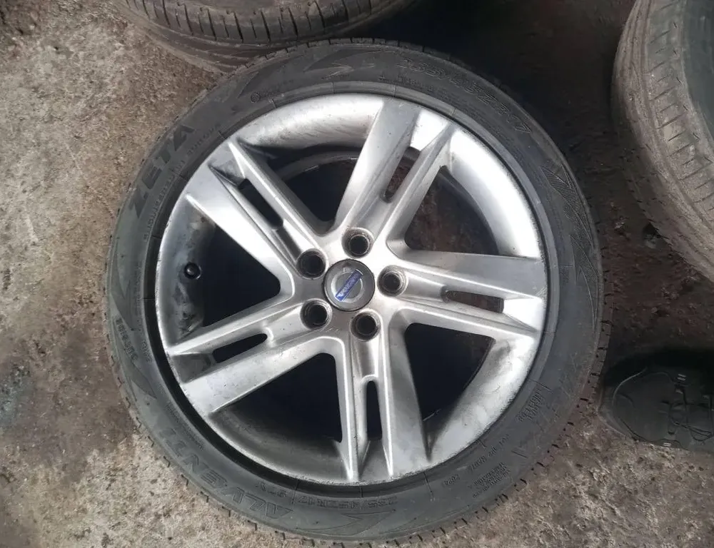 VOLVO S60 2 generation (2010-2020) Bakre höger tröskelkant 31381412 33138622