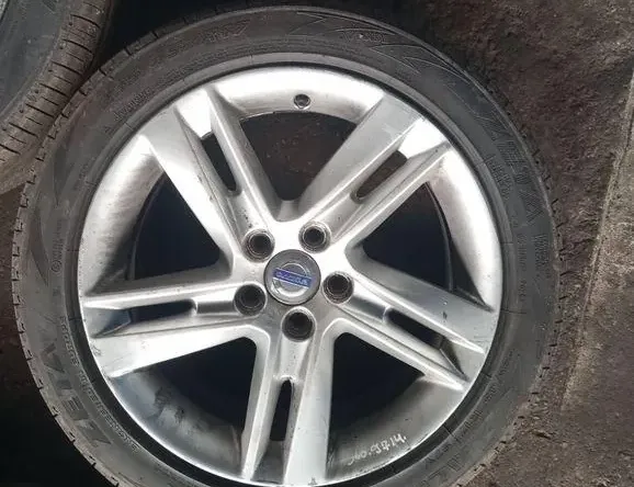 VOLVO S60 2 generation (2010-2020) Bakre höger tröskelkant 31381412 33138622