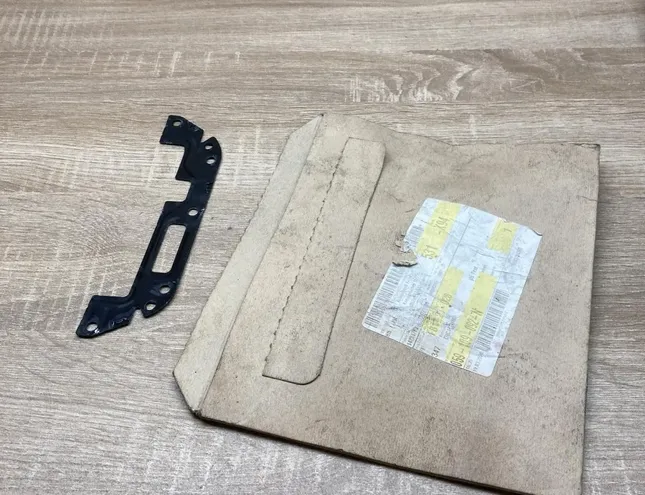 VOLKSWAGEN Amarok 1 generation (2010-2022) Hållare för sugslang 059109092N 34427629