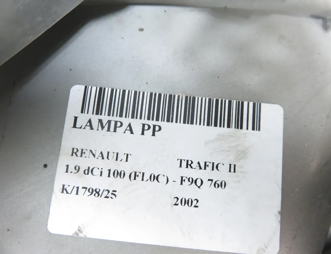 RENAULT Trafic 2 generation (2001-2015) Fram höger strålkastare 8200007030,91166121 33526623