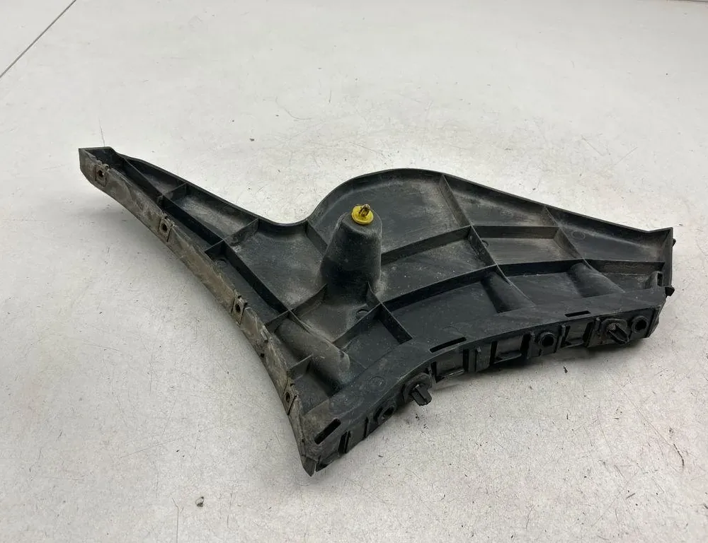 VOLVO V60 1 generation (2010-2020) Bakre vänster stötfångarfäste BP3EA,31265281 34119389