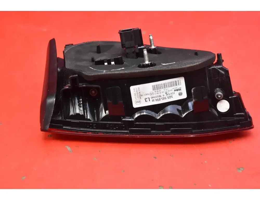 VOLKSWAGEN Golf 8 generation (2019-2023) Bakre höger bakljuslampa 5G9945094H 34984530