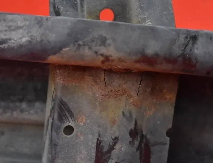 VOLKSWAGEN Passat B6 (2005-2010) Främre förstärkningsstång VOLKSWAGEN 22087071