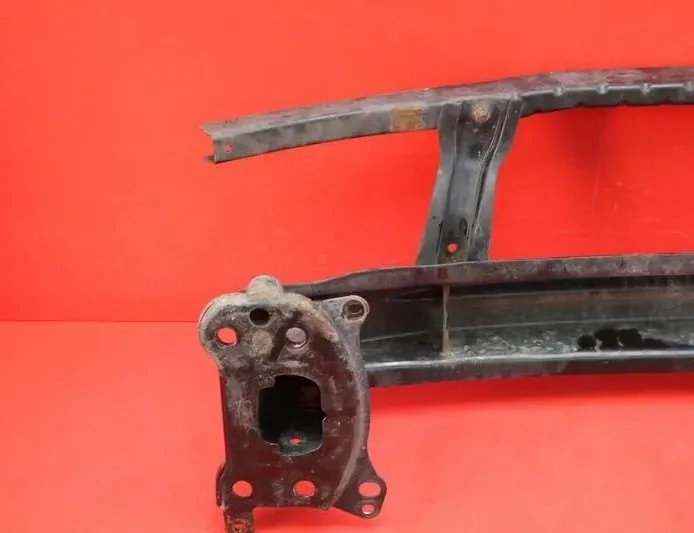 VOLKSWAGEN Passat B6 (2005-2010) Främre förstärkningsstång VOLKSWAGEN 22098810