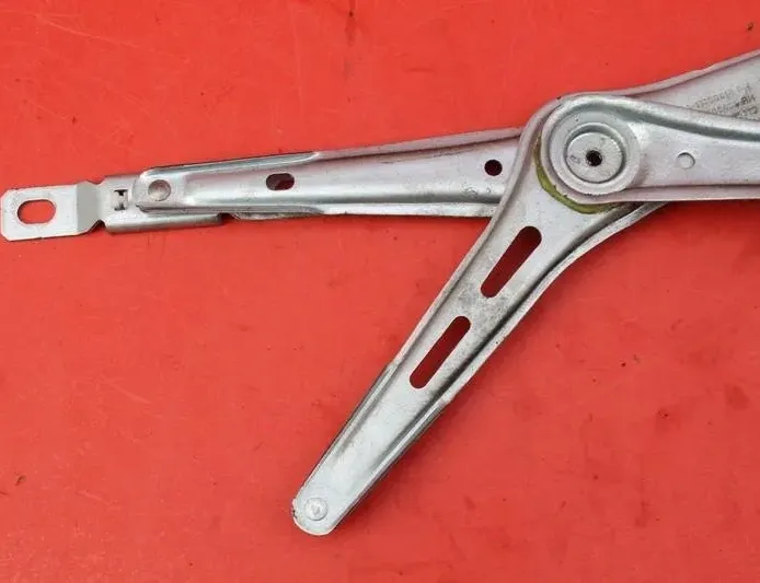 OPEL Astra H (2004-2014) Främre höger dörrfönsterhiss 13100418 22127968