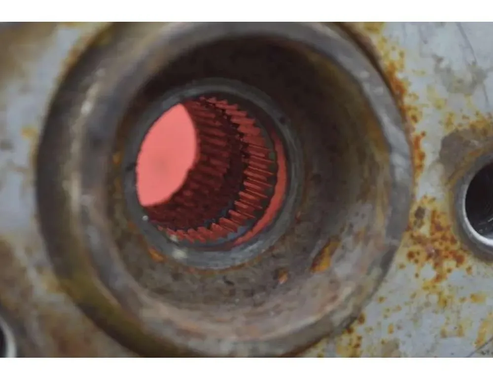 VOLKSWAGEN Touareg 1 generation (2002-2010) Främre höger hjulnav VOLKSWAGEN 23761025