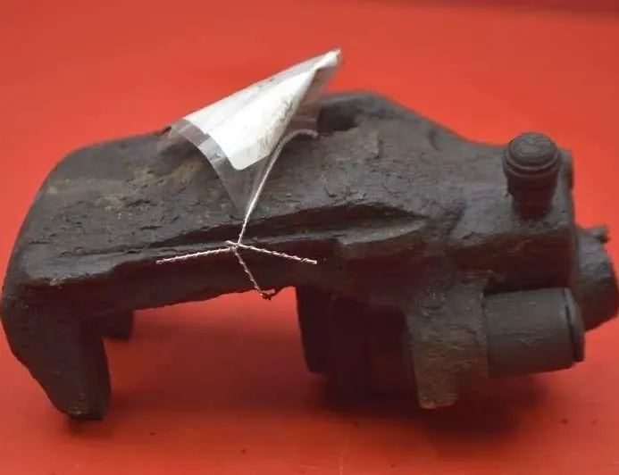 VOLKSWAGEN Polo 5 generation (2009-2017) Vänster fram bromsok VOLKSWAGEN 23960011