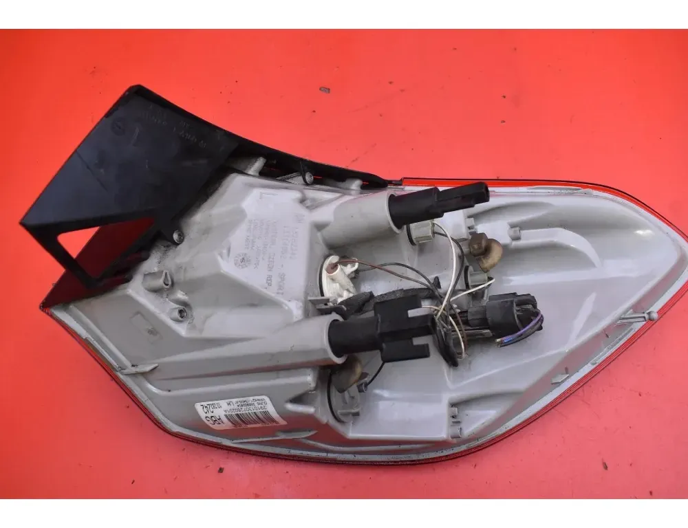 OPEL Astra J (2009-2020) Vänster bakljus bak 13282242 33516805