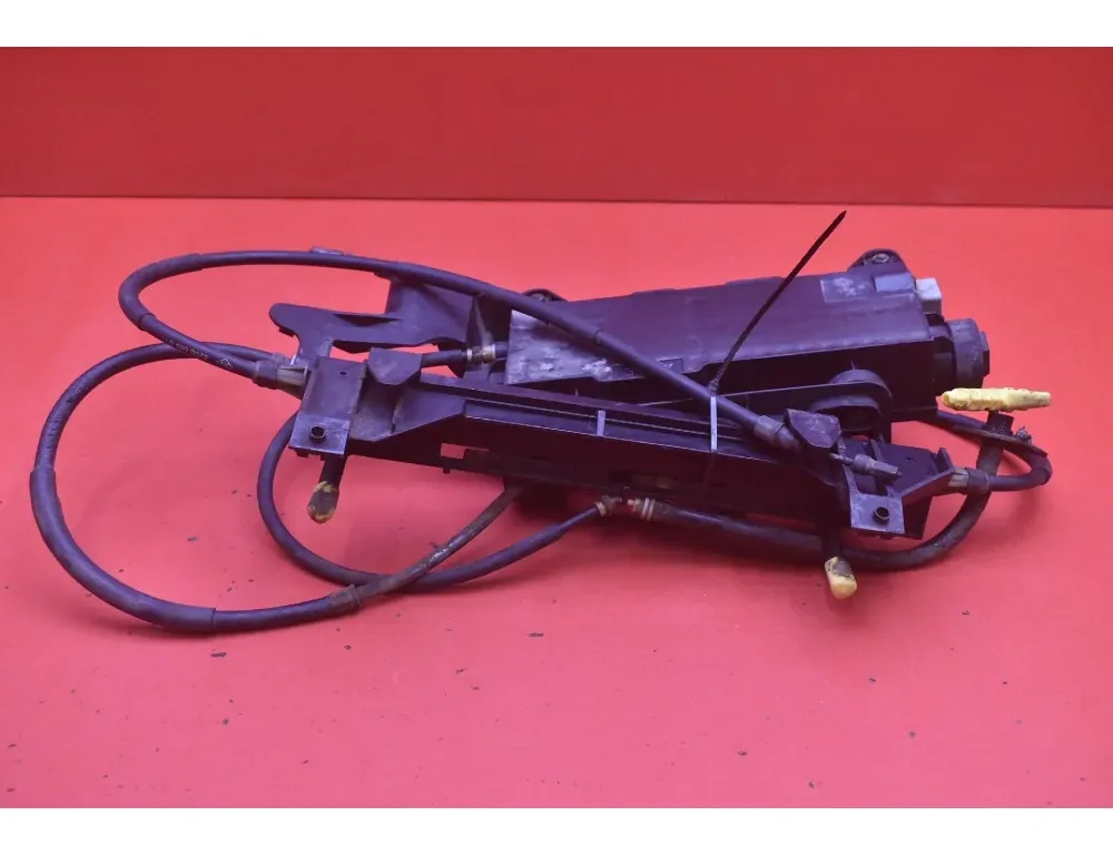 RENAULT Megane 2 generation (2002-2012) Handbromshandtag 8200571485 33525812