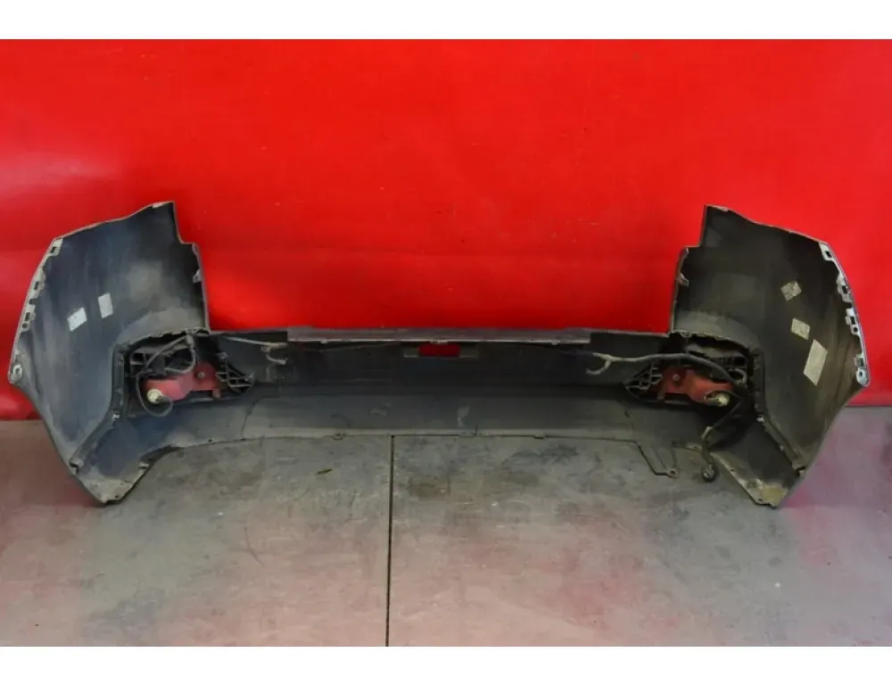 PEUGEOT 3008 2 generation (2017-2023) Bakre stötfångaren 33526044