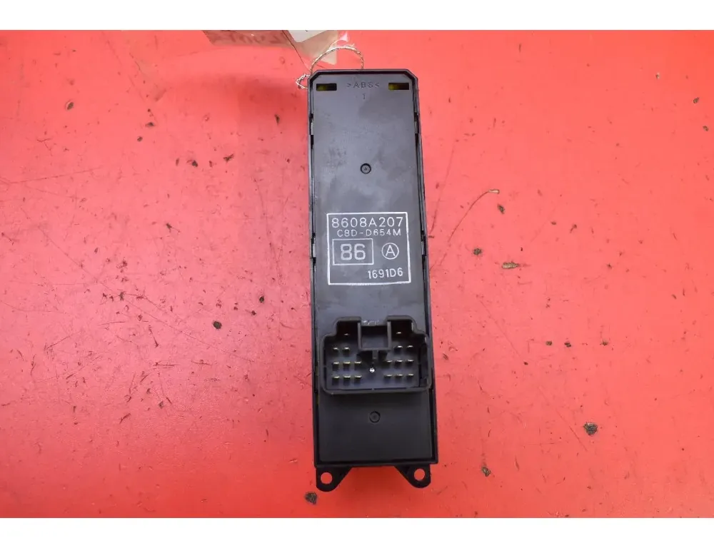 MITSUBISHI ASX 1 generation (2010-2020) Vänster främre dörrfönsterbrytare 8608A207 34984781