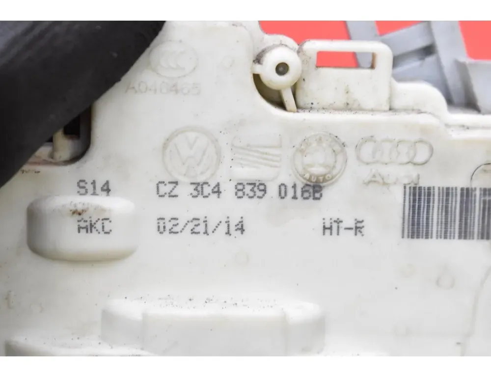 VOLKSWAGEN Passat B7 (2010-2015) Bakre höger dörrlås 3C4839016B 34984888