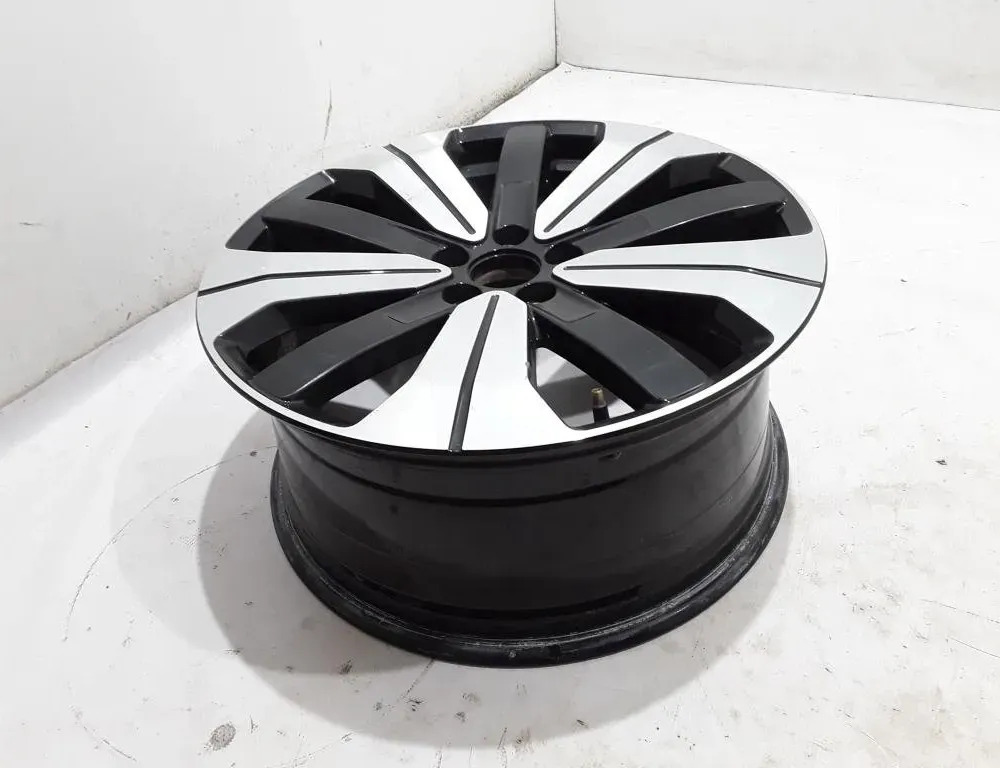 VOLVO XC40 1 generation (2017-2024) Hjul 32143628 31649297