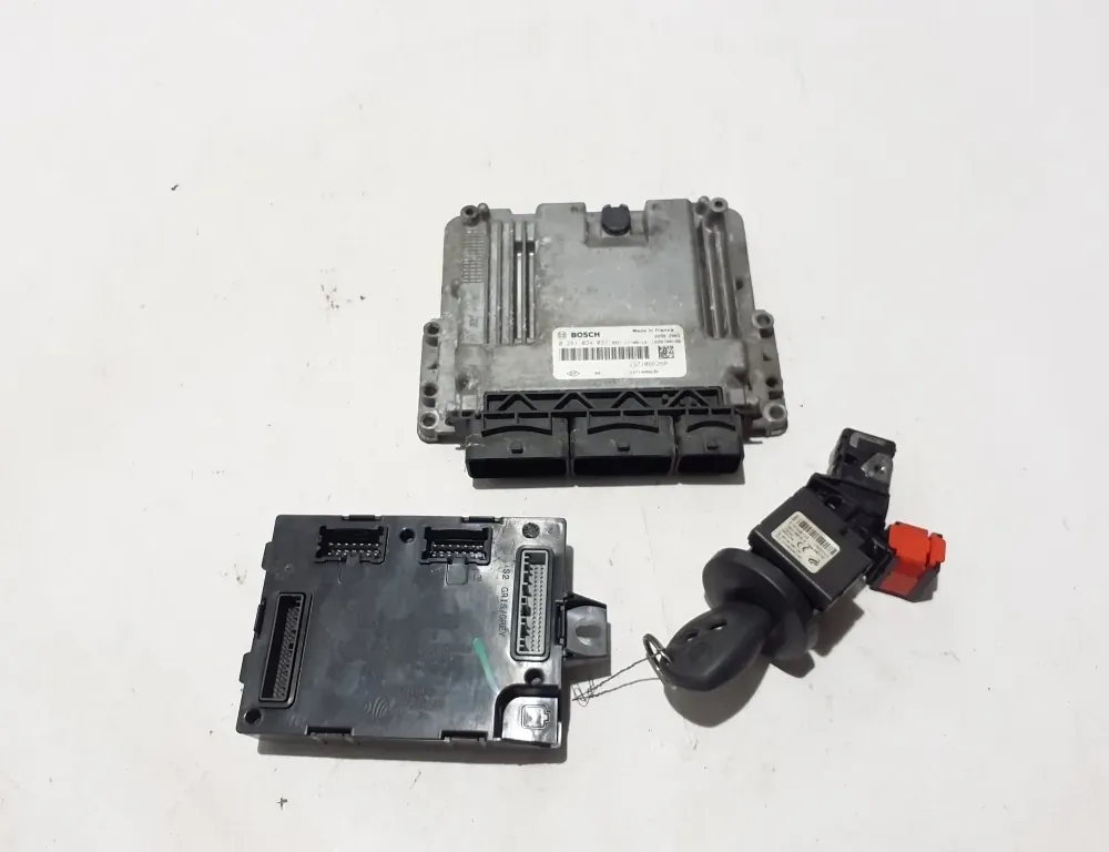 RENAULT Trafic 3 generation (2014-2023) Motor ECU Set 33458886