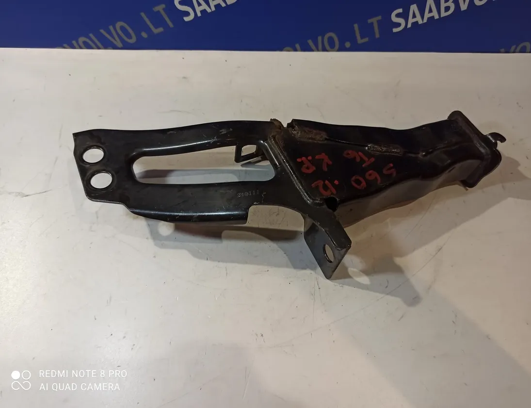 VOLVO S60 2 generation (2010-2020) Vänster sida underramsfäste 31329799 12146167