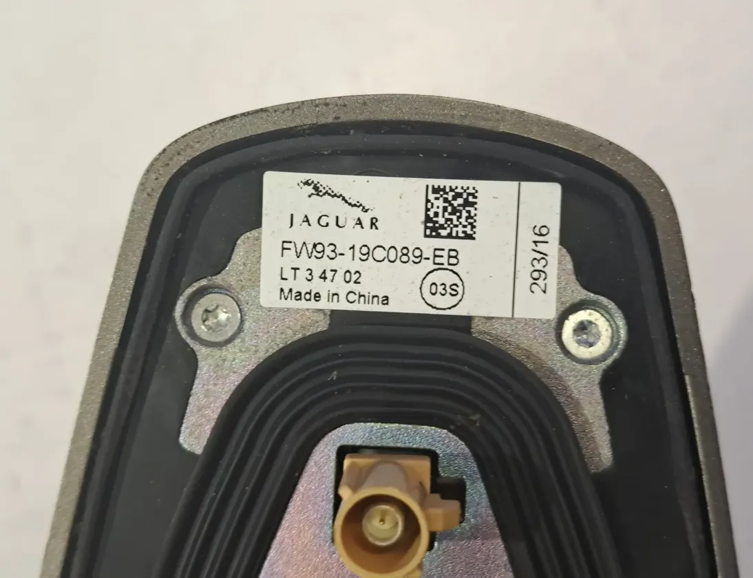 JAGUAR XE 1 generation (2014-2024) Antenn FW93-19C089-EB 33134948
