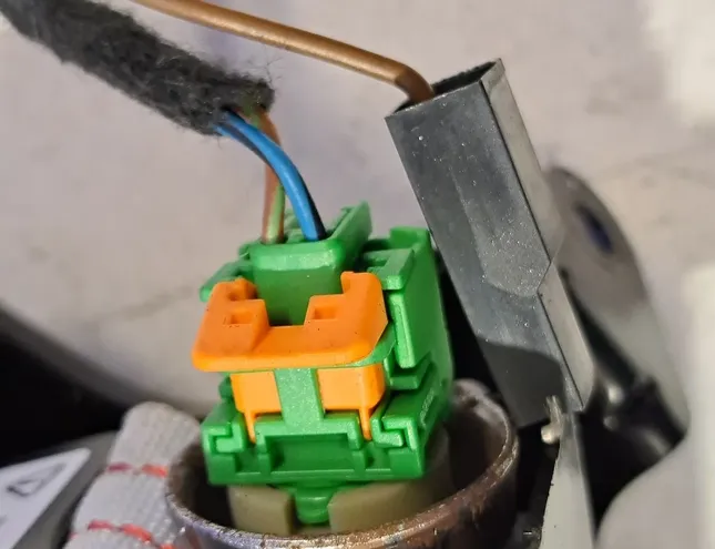 MERCEDES-BENZ E-Class W212/S212/C207/A207 (2009-2016) Fram höger säte Airbag SRS 610544600 33543907