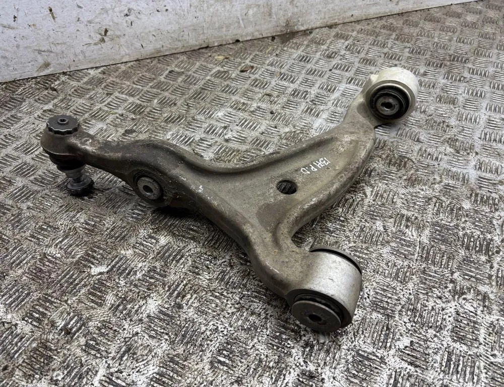 MERCEDES-BENZ GLE W167 (2019-2024) Främre Wishbone Arms 33491378