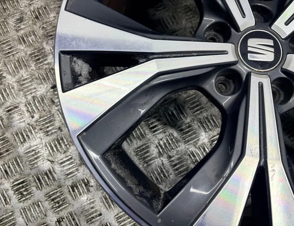 SEAT Ateca 1 generation (2016-2024) Hjuluppsättning 575601025AC 34959981