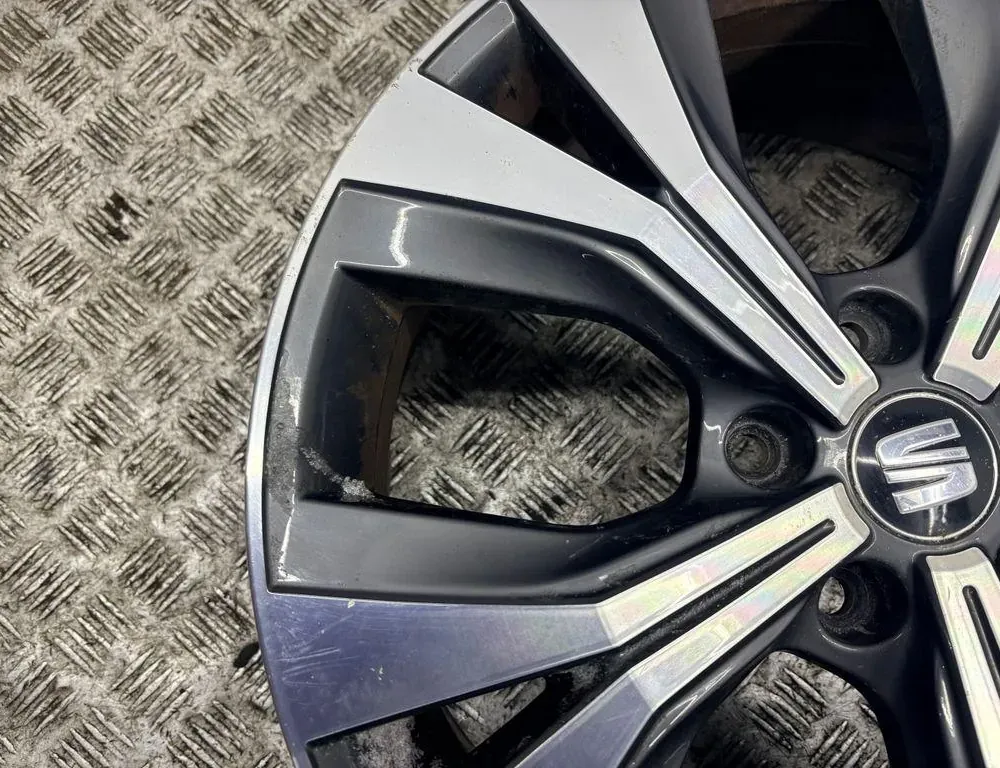 SEAT Ateca 1 generation (2016-2024) Hjuluppsättning 575601025AC 34959981