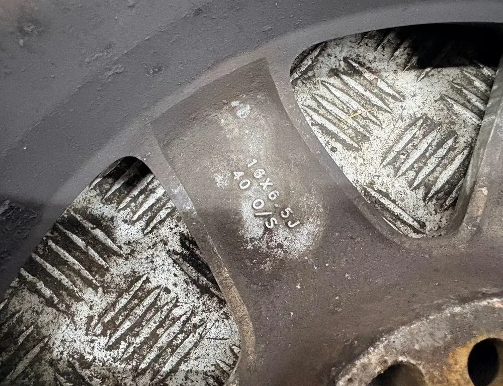 CHRYSLER Voyager 5 generation (2007-2020) Hjuluppsättning 48960 34959829