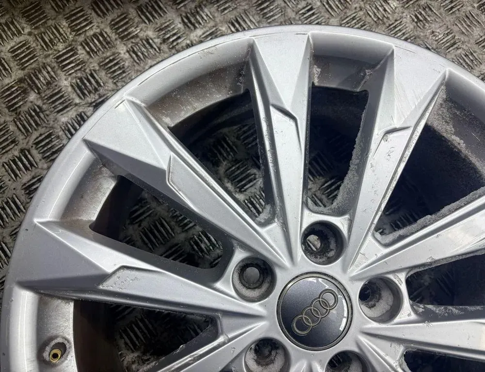 AUDI Q3 F3 (2018-2024) Hjuluppsättning 83A601025C 34959896