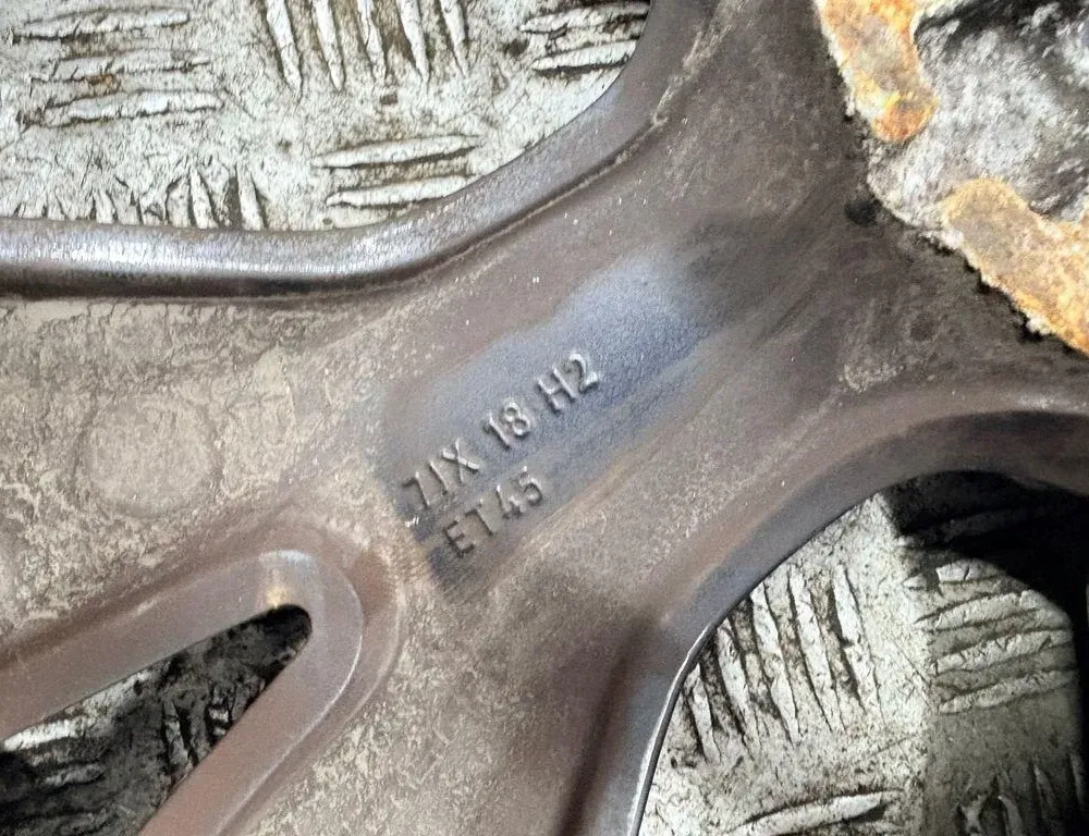 SEAT Ateca 1 generation (2016-2024) Hjuluppsättning 575601025AC 34959981