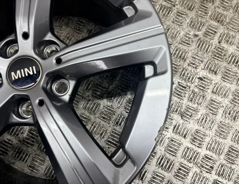 MINI Countryman Hjul 6898044 34961394
