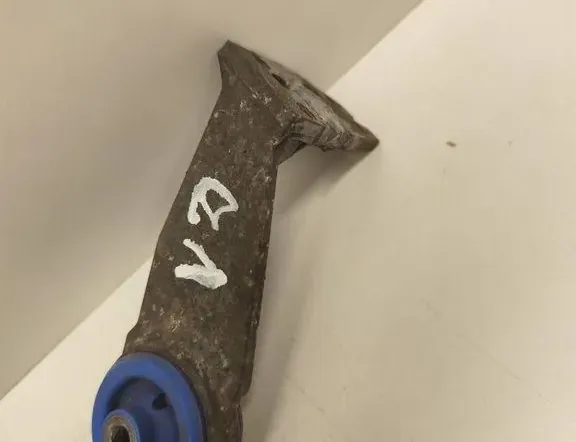 PEUGEOT 508 2 generation (2018-2023) Kylarhållare 9803778880 33330026