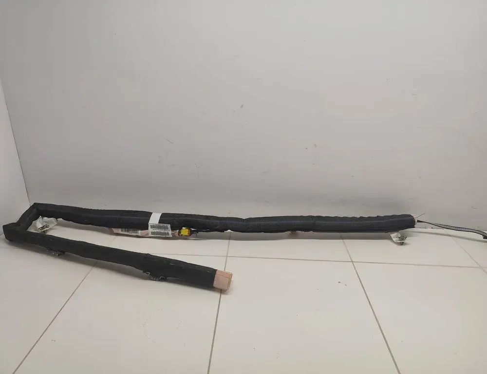 PEUGEOT 2008 2 generation (2019-2023) Höger sidokrockkudde SRS 34261347E 33331099