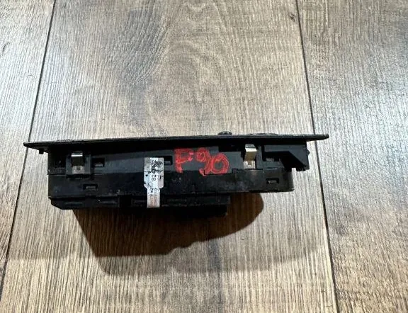 BMW 3 Series E90/E91/E92/E93 (2004-2013) Bakre höger dörrfönsterkontrollbrytare 0820K801,H05SW06,9155504 34564233