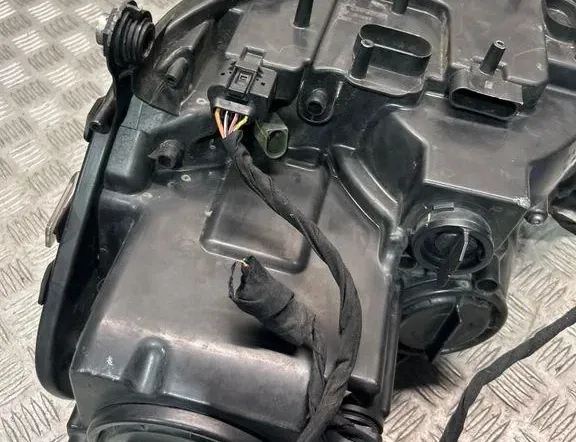 MERCEDES-BENZ M-Class W164 (2005-2011) Fram höger strålkastare 33527742