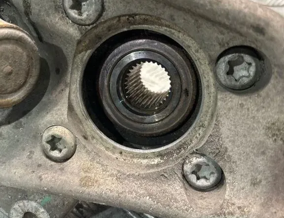 BMW X5 F15 (2013-2018) Främre höger hjulnav 34987184